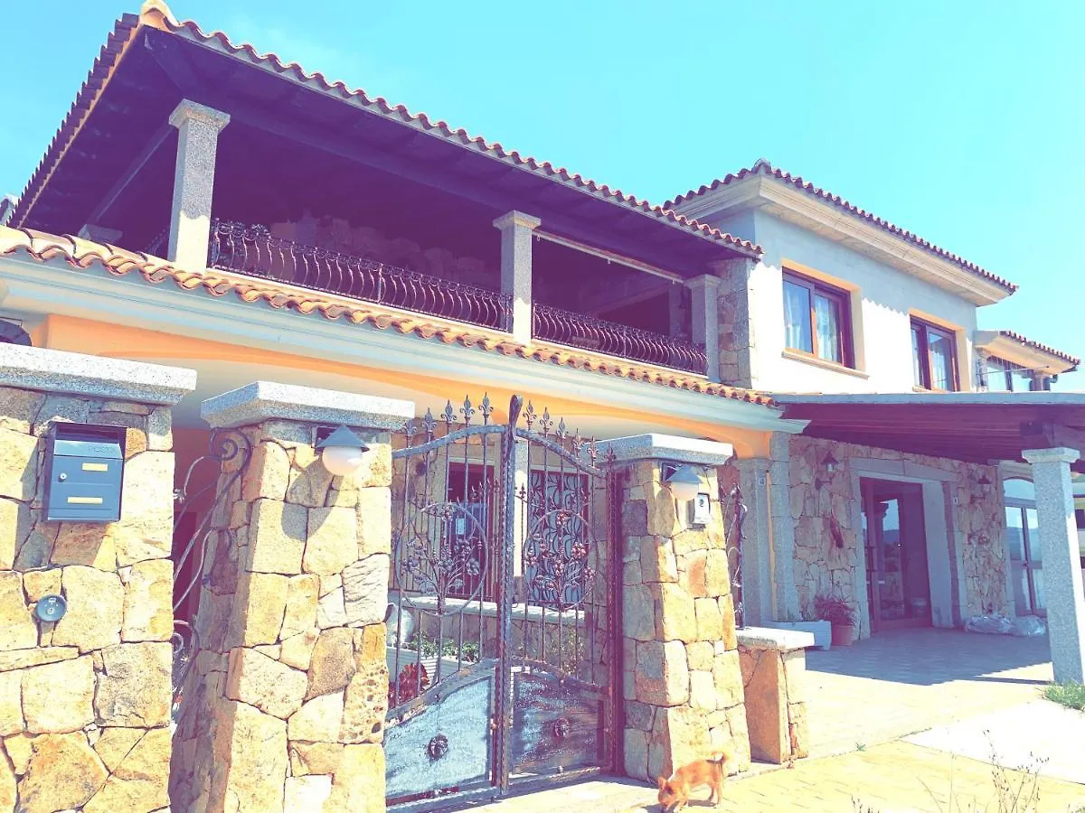 דירות לה קאלטה Le Residenze Del Mare N2