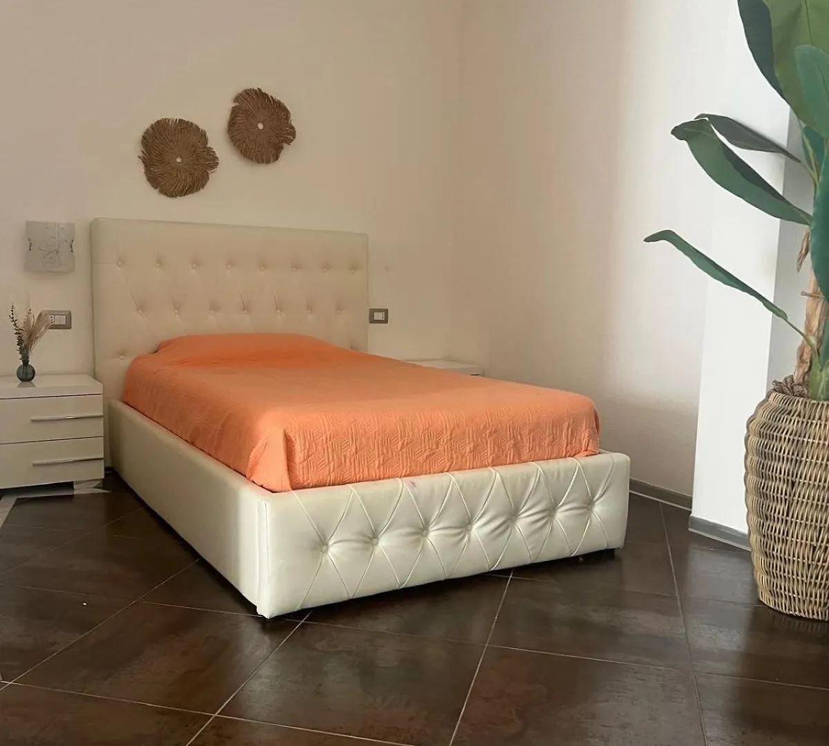 דירות לה קאלטה Le Residenze Del Mare N2 0*,  איטליה